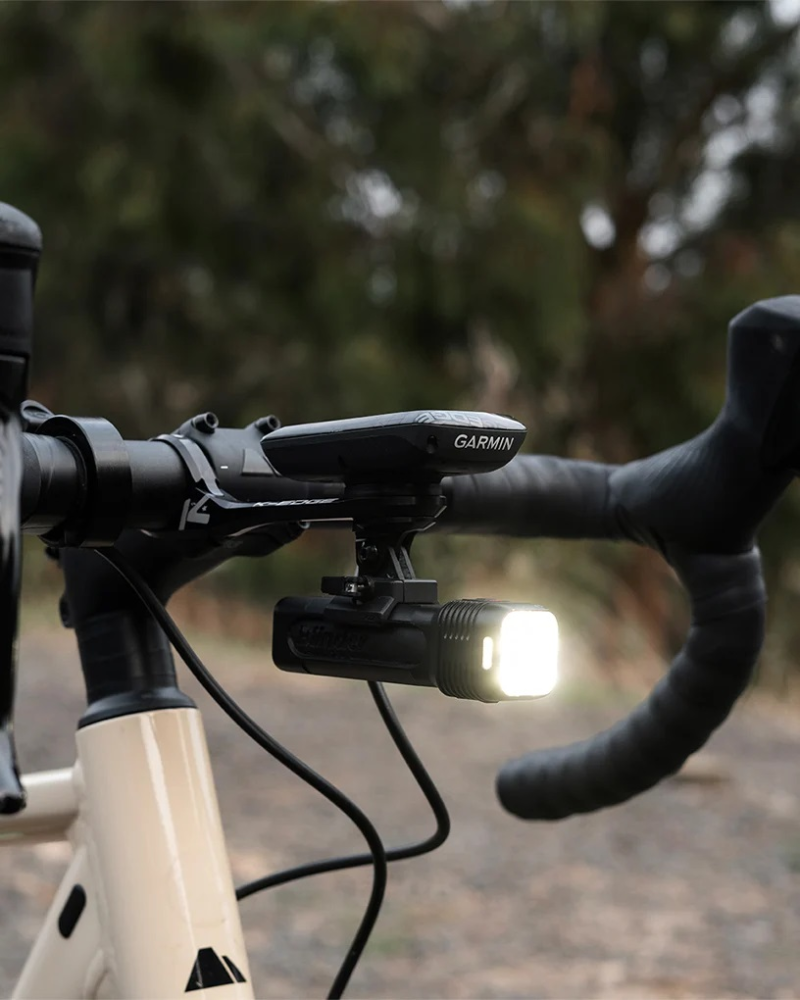 Knog Lichtset Blinder 1300 & Blinder R150 schwarz