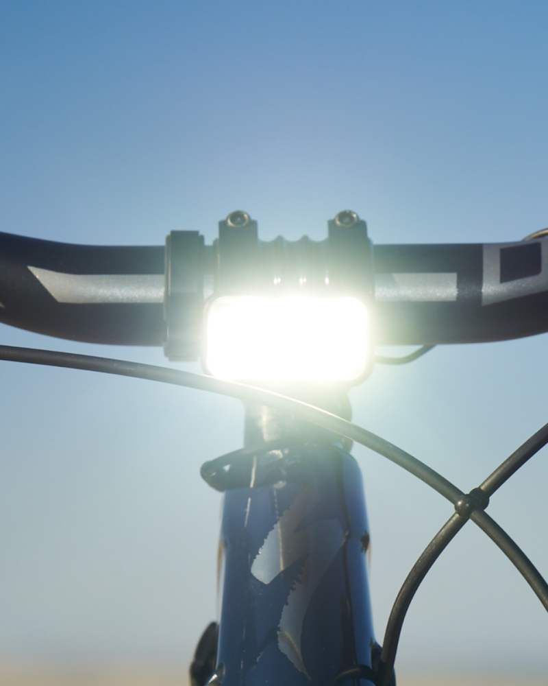 Knog Scheinwerfer Blinder X 1800 mit externem Akku 10'000 mAh