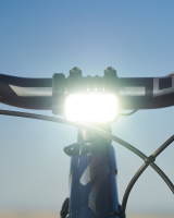 Knog Scheinwerfer Blinder X 1800 mit externem Akku 10'000 mAh