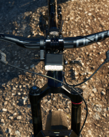 Knog Scheinwerfer Blinder X 1800 mit externem Akku 10'000 mAh
