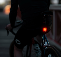 Knog Rücklicht Blinder Skull black